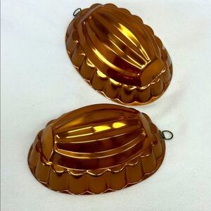 Vintage pair of oval shaped copper Jello/dessert / wall decoration molds